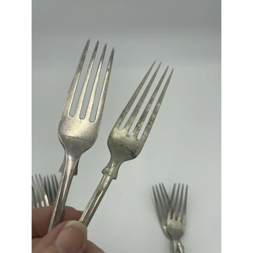 Vtg Silvera Nevada Silver Fiddle Tipped Pattern Lot of‎ 13  Silverplate Forks